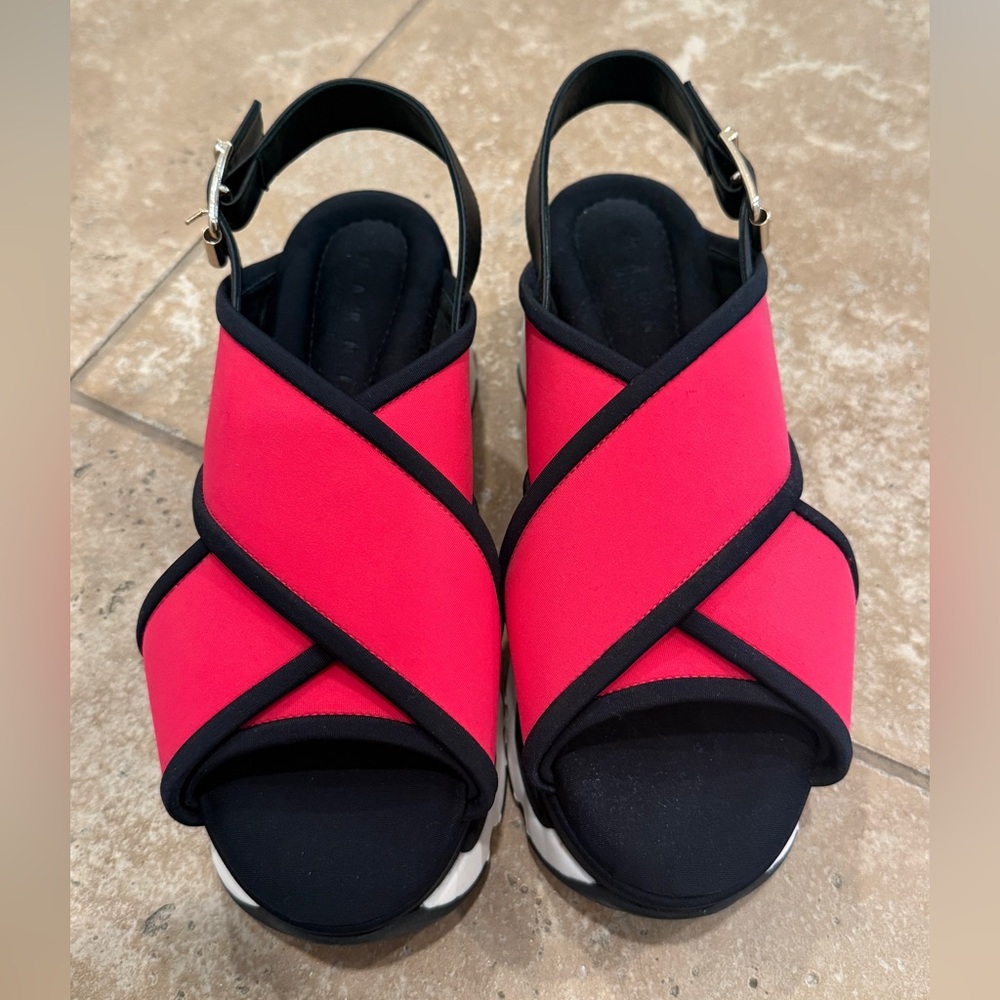 Marni Women's platform sandals in hot pink and Black